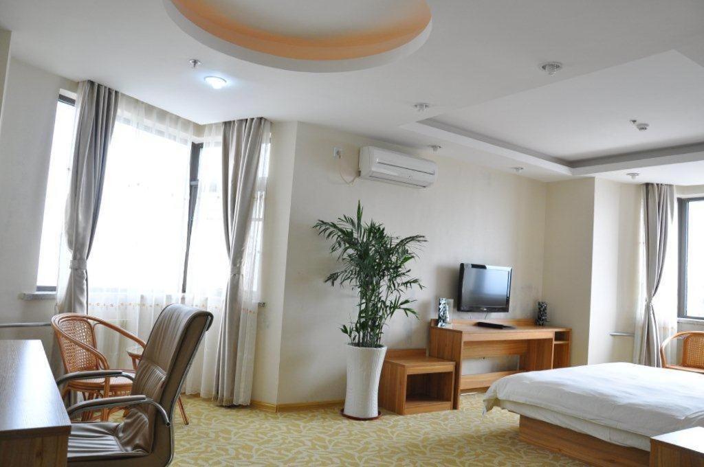 Super 8 Hotel Qingdao Railway Station Gui Zhou Road Bilik gambar