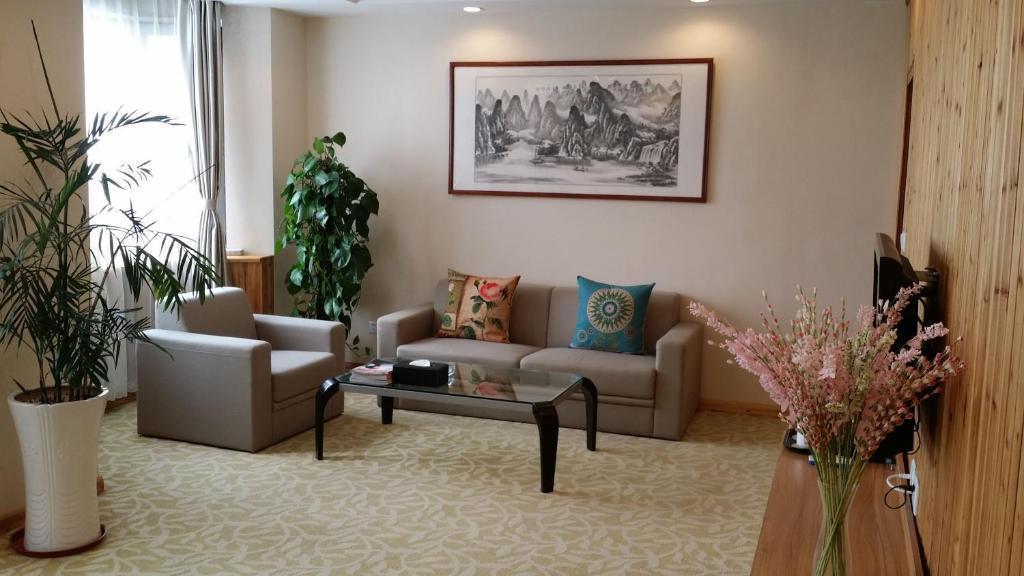 Super 8 Hotel Qingdao Railway Station Gui Zhou Road Luaran gambar